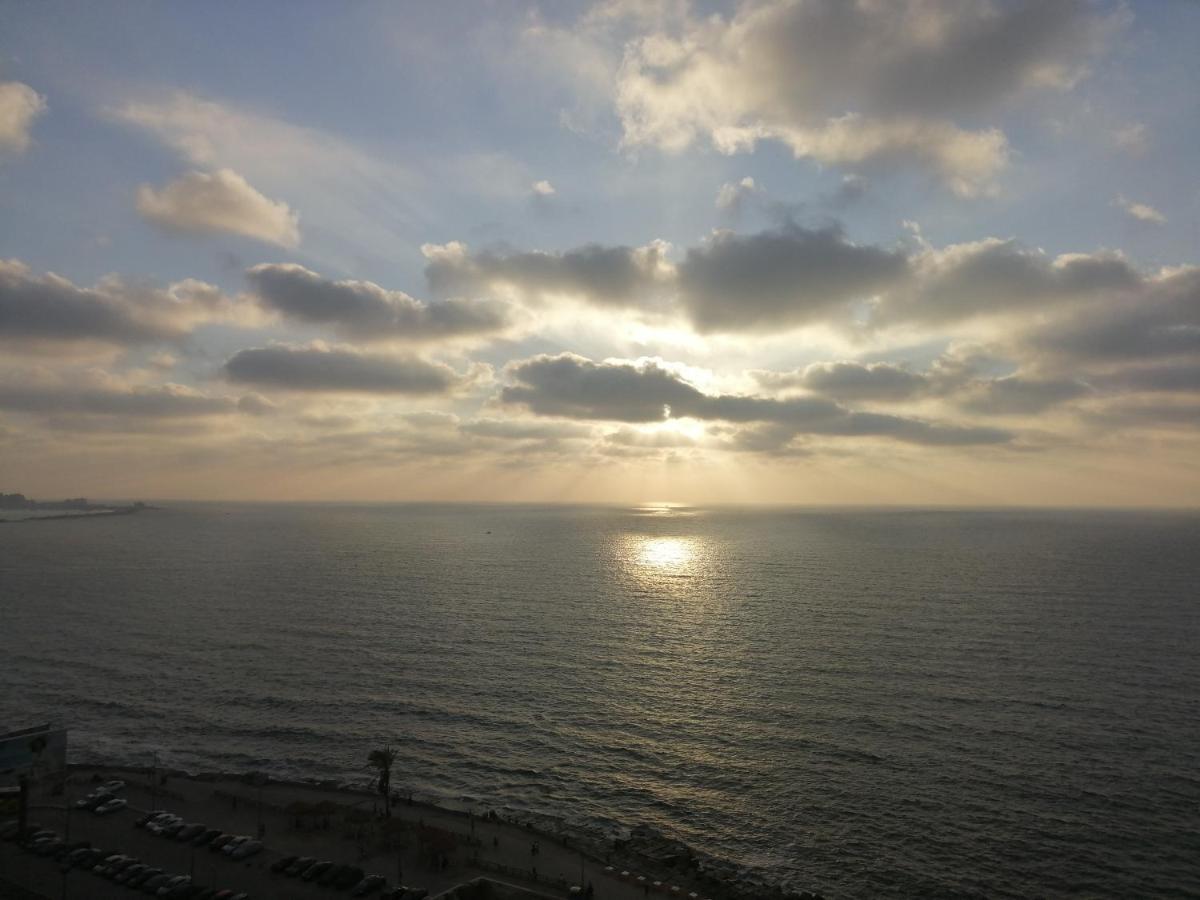 Midpoint Sea View - Families Only Apartment อเล็กซานเดรีย ภายนอก รูปภาพ