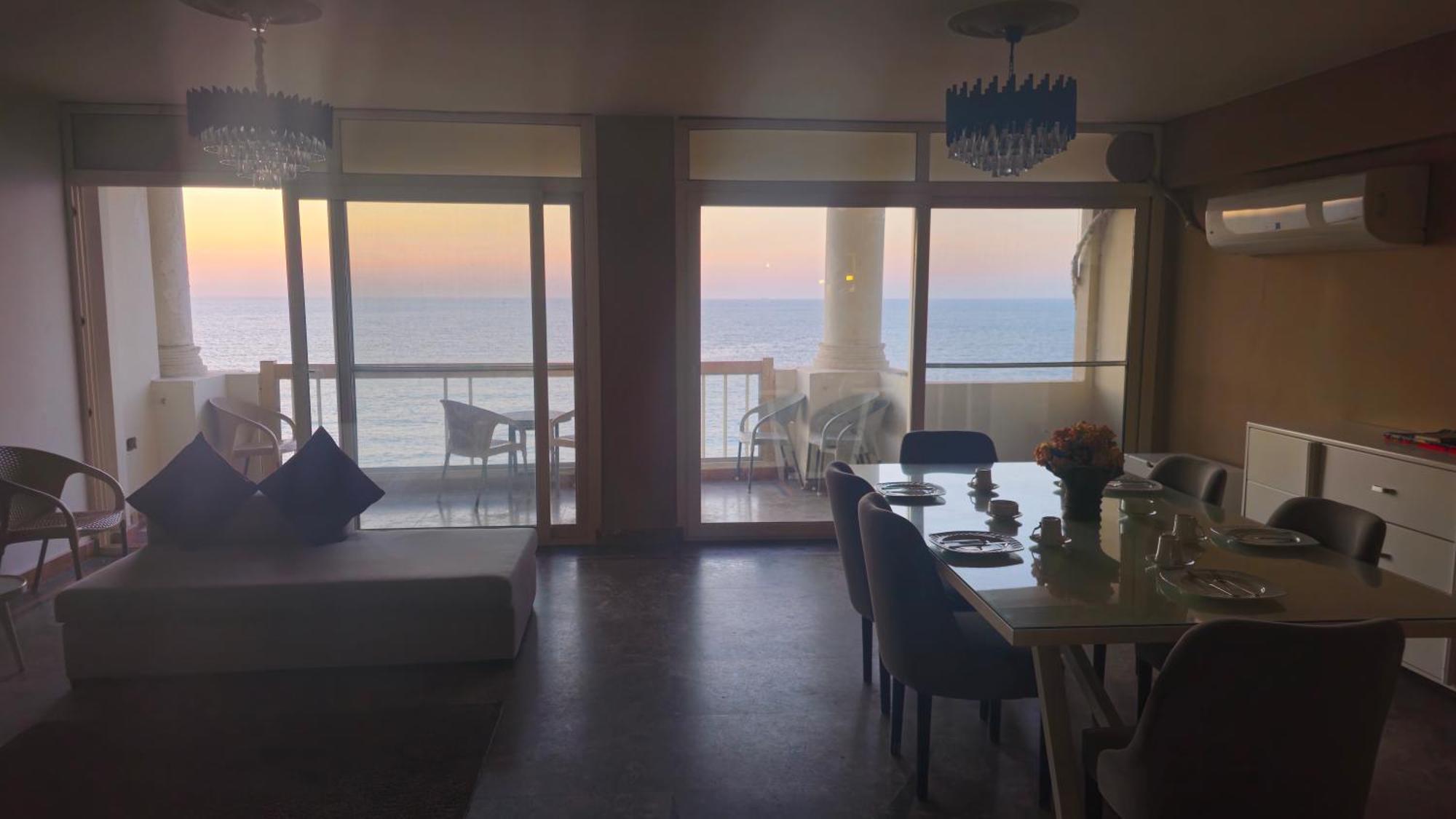 Midpoint Sea View - Families Only Apartment อเล็กซานเดรีย ภายนอก รูปภาพ