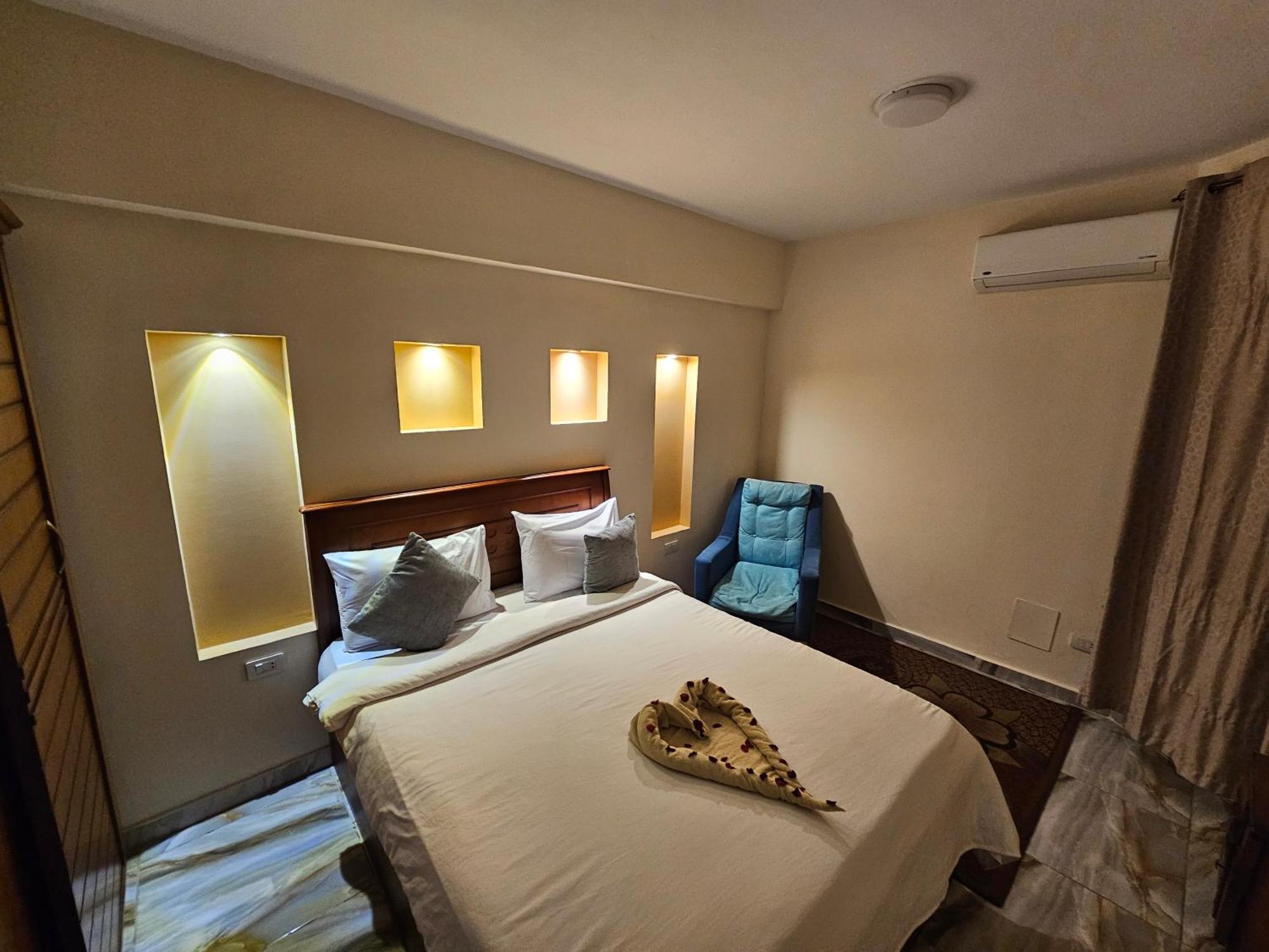 Midpoint Sea View - Families Only Apartment อเล็กซานเดรีย ภายนอก รูปภาพ